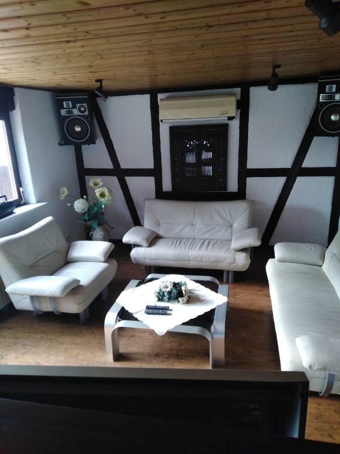 Fachwerkhaus In D 63667 Nidda Fuer 8 Bis 12 Personen 아파트 외부 사진