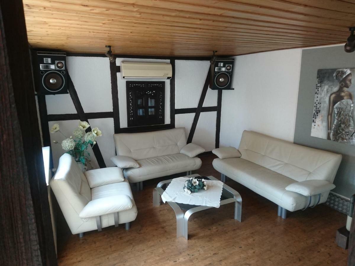 Fachwerkhaus In D 63667 Nidda Fuer 8 Bis 12 Personen 아파트 외부 사진